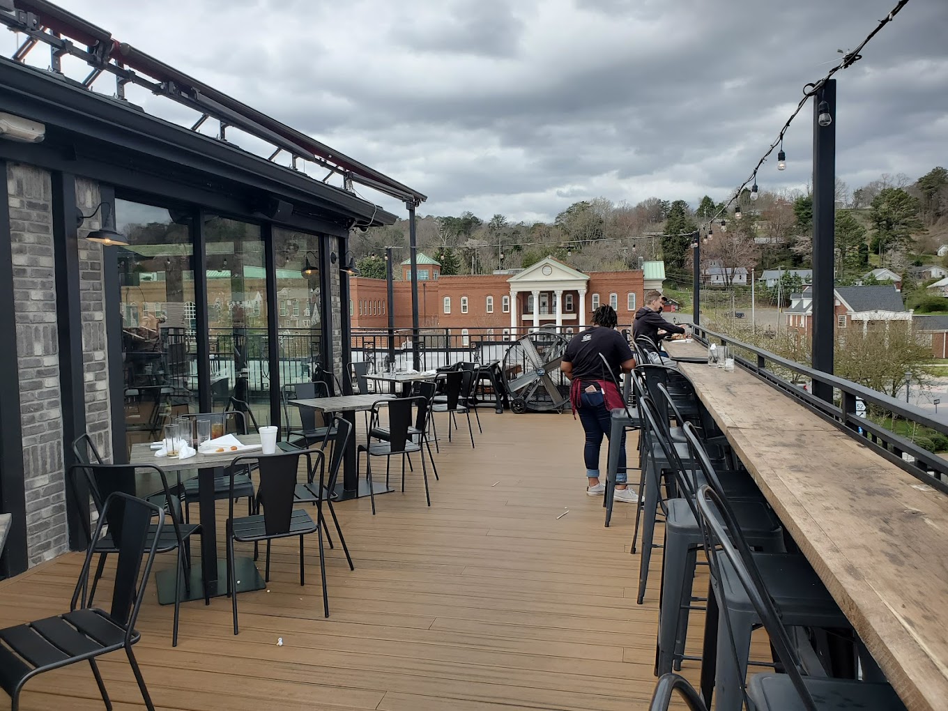 A Travelers Guide to Ellijay, GA Blue Sky Cabin Rentals